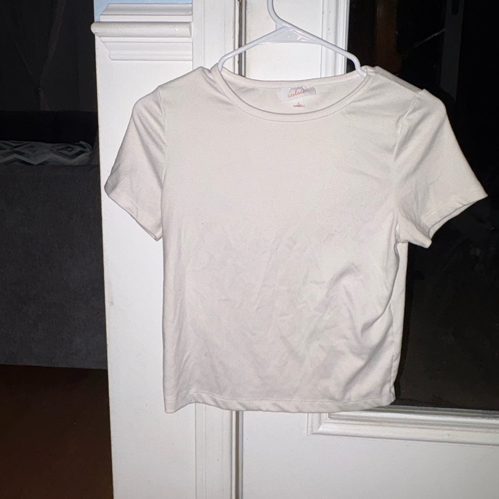 Colsie Off-White Short Sleeve Top